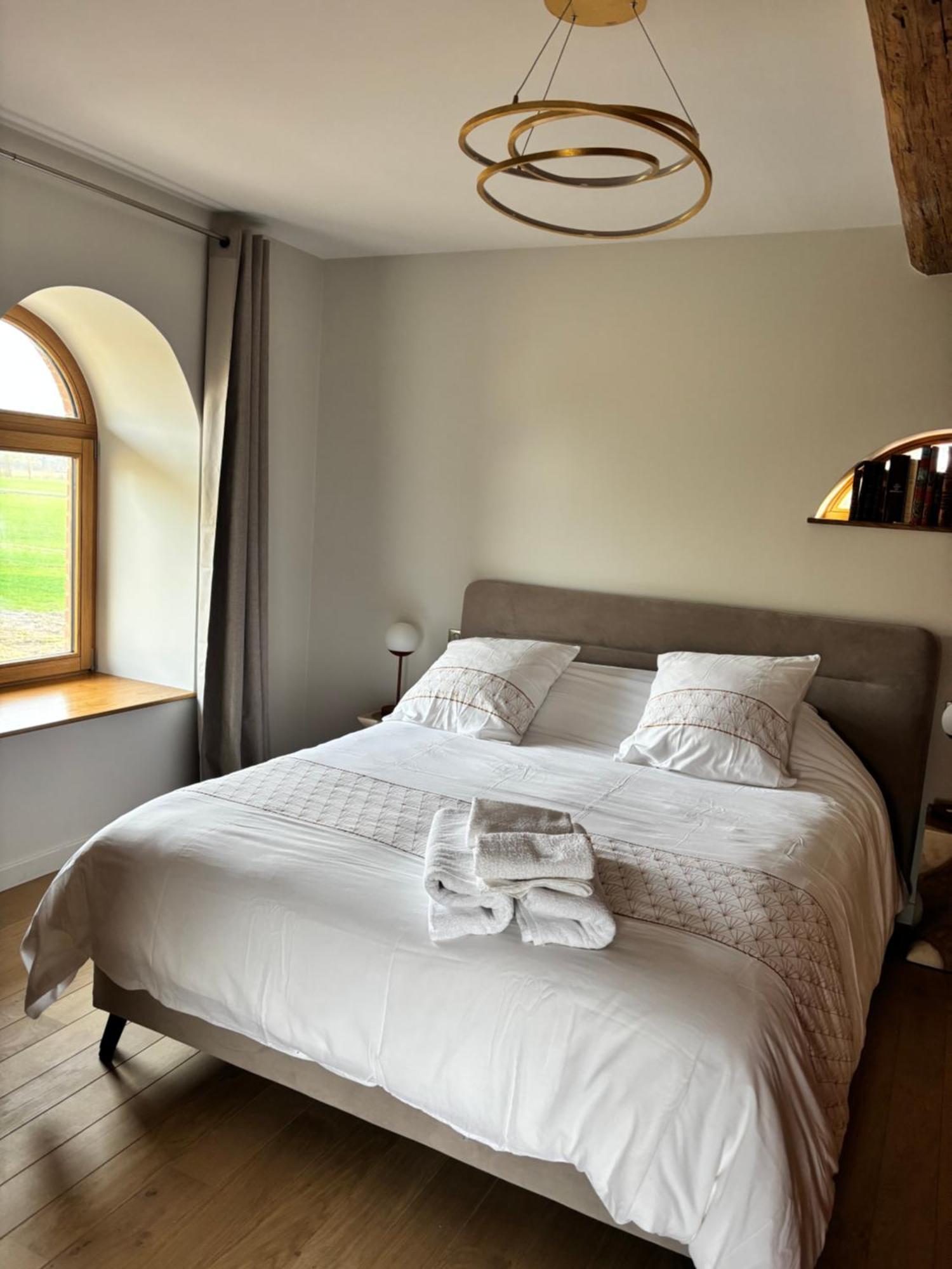 Bed and Breakfast Le Domaine Du Pin à Châtillon-sur-Chalaronne Extérieur photo