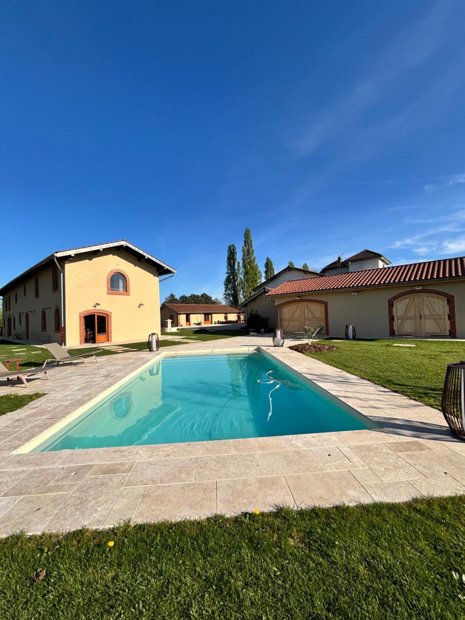 Bed and Breakfast Le Domaine Du Pin à Châtillon-sur-Chalaronne Extérieur photo